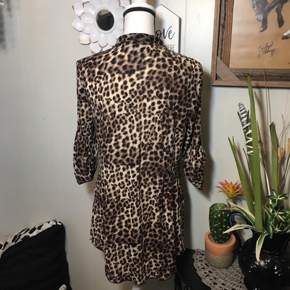 Style & Co cheetah print button front blouse - Picture 6 of 7